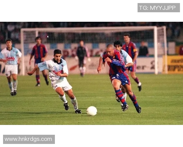 足球明星辉煌岁月回顾高清集锦展现传奇瞬间与感动时刻